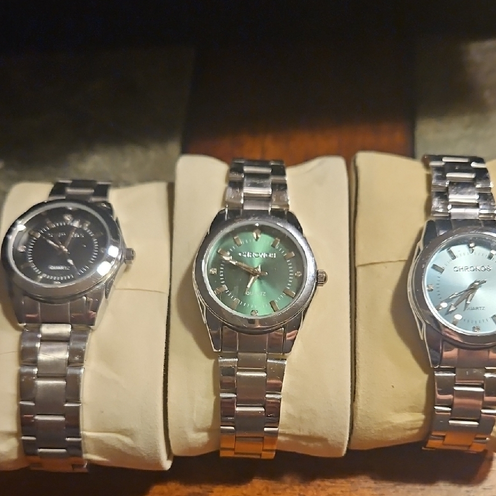 Silver Chronos Watches with Black, Green And Aqua Dials